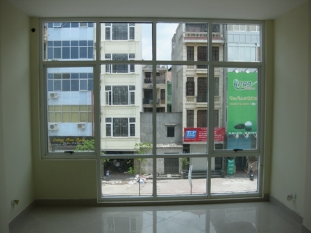 Cho thuê văn phòng tầng 4 số nhà 146 mặt phố Vũ Phạm Hàm