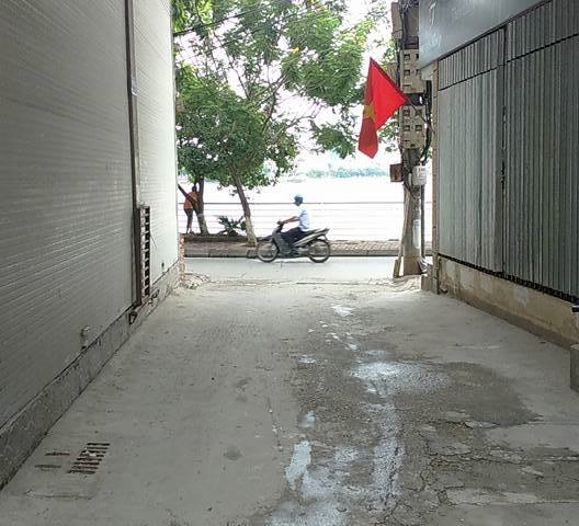 Gia đình cần bán nhà số 1 ngõ 259 Trích Sài