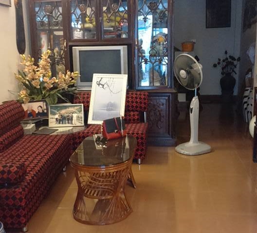 Gia đình cần bán nhà số 1 ngõ 259 Trích Sài