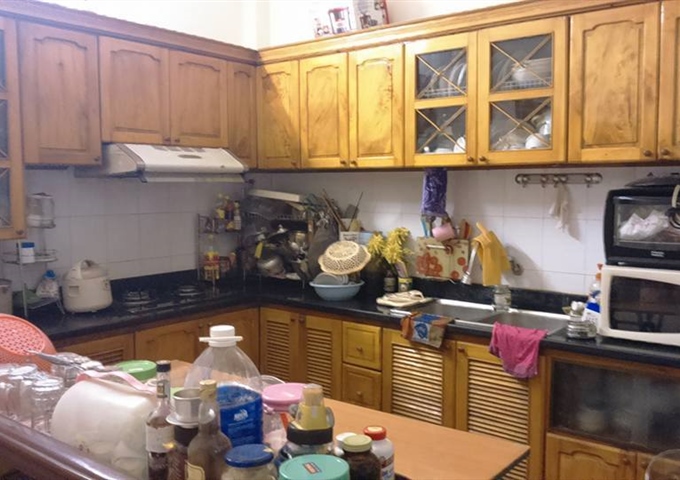 Gia đình cần bán nhà số 1 ngõ 259 Trích Sài