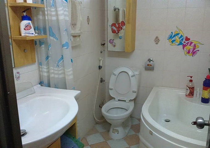 Gia đình cần bán nhà số 1 ngõ 259 Trích Sài