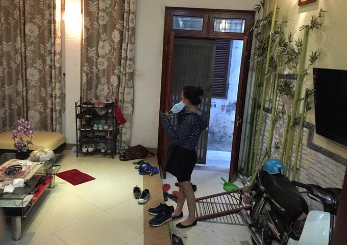 Chính chủ bán nhà số ngõ 1008 đường Láng dt 53.5m2 X 3,5 tầng, giá 4 tỷ. Liên hệ 0963.32.0000