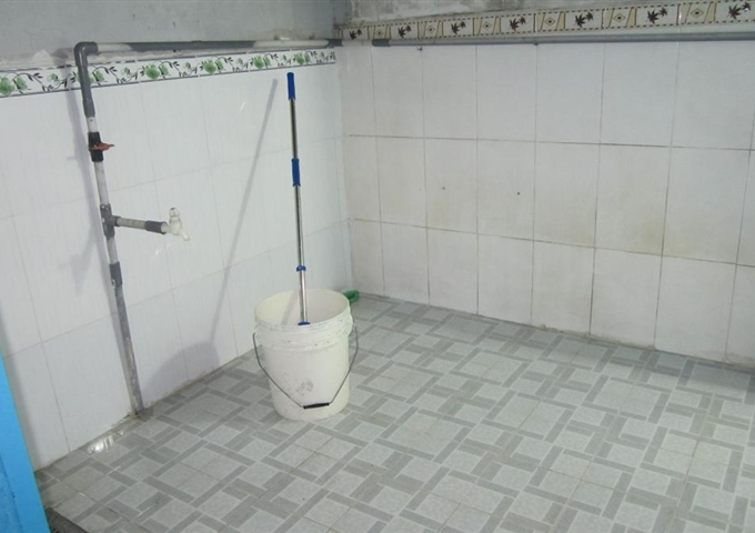 Nhà gần ngã tư Gò Mây mới sửa thoáng, mát, tiện lợi