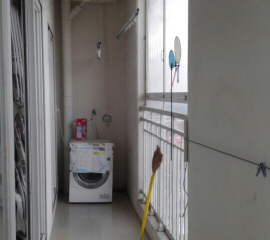 Cần bán gấp căn hộ Charm Plaza và nội thất sang trọng còn mới, 3 phòng ngủ, 72m2, giá tốt