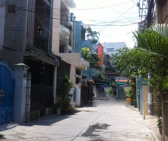 Đất 4,3x12,5m. Đ/C: 643/41 Xô Viết Nghệ Tĩnh, P. 26, giá 2 tỷ TL. (hẻm 8 Xô Viết Nghệ Tĩnh)