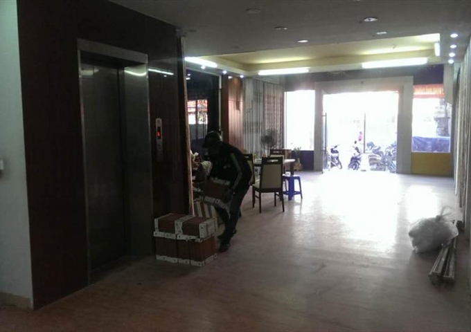 Cho thuê nhà phố 639 Quang Trung, Hà Đông, Hà Nội