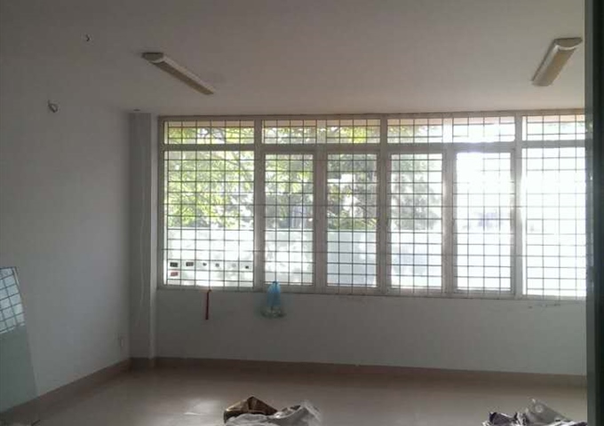 Cho thuê nhà phố 639 Quang Trung, Hà Đông, Hà Nội