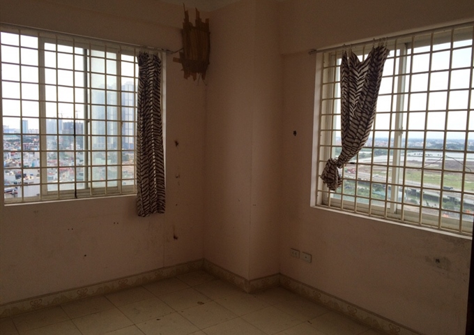 Chính chủ bán gấp căn hộ chung cư A15 ngõ 66 Kim Giang cách Ngã Tư Sở 2km 80m2, căn góc, giá 22 tr