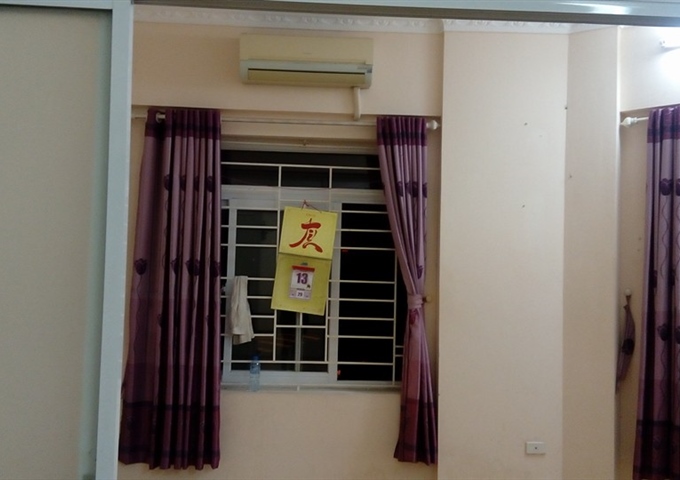 Cho thuê CHCC ban tổ chức Trung Ương Đảng ngõ   267 đường Hoàng Hoa Thám, 70m2, 3pn, giá 7tầng