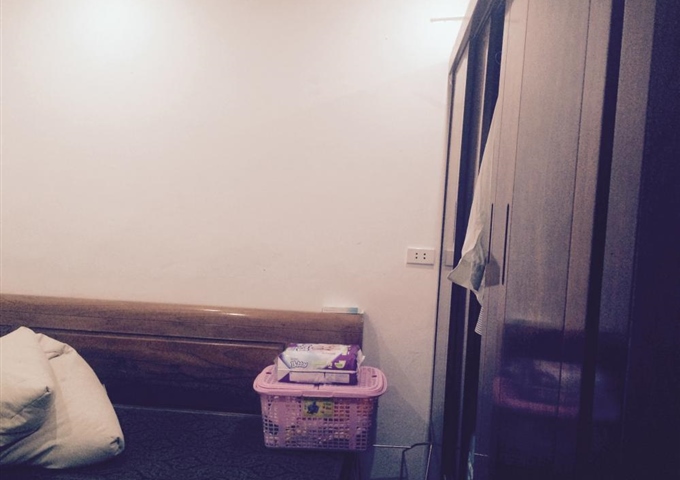 Bán nhà tập thể C46 phố Mai Động, diện tích 70m2 nhà mới sửa đẹp, giá 1 tỷ, liên hệ 0934414212