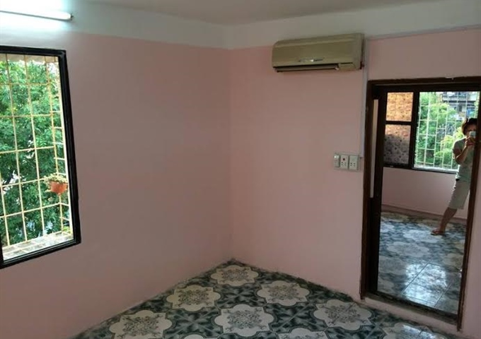 Bán nhà tập thể C5 Thanh Xuân Bắc 30m2 830 triệu. Liên hệ Hồng Hạnh 0962175592