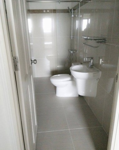 Bán những căn cuối block B4 tái định cư Era Town, hỗ trợ vay lãi suất 5%/năm. Chỉ 14tr/m2