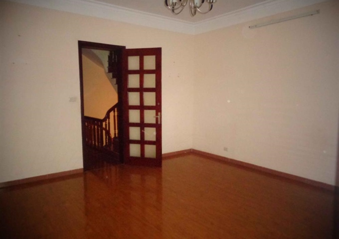 Chính chủ bán nhà liền kế 25 / 26 Trần Quý Cáp, Đống Đa, Hà Nội