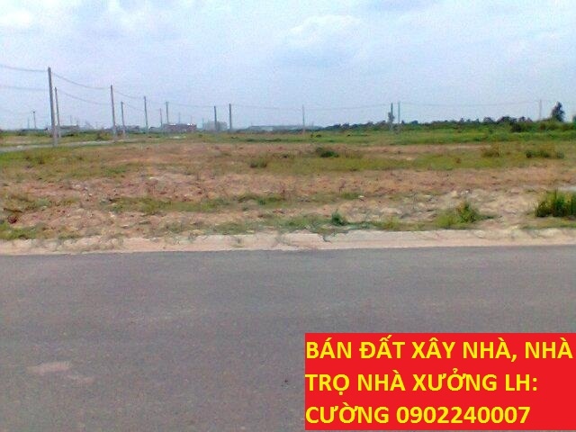 Bán đất xây xưởng gần khu công nghiệp Hạnh Phúc, giá 1,2tr/m2. LH: 0902240007