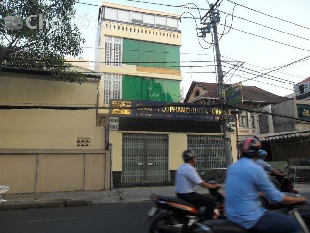 Cho thuê nhà 233 Võ Thị Sáu, quận 3. DT: 8x20m, 2L (nhà mới đẹp)