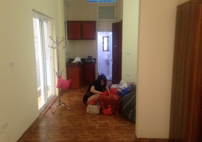 Cho thuê căn hộ chung cư mini Hào Nam, Đê La Thành