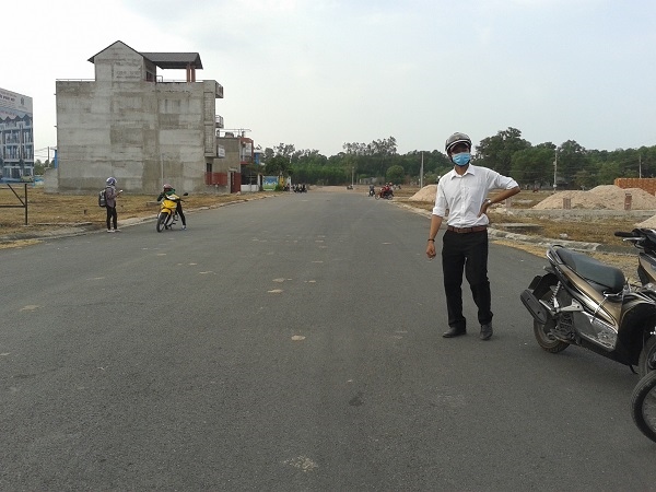 Bán lô góc 2 mặt tiền ngay resort Lotus dự án Phú Mỹ Center Point giá gốc