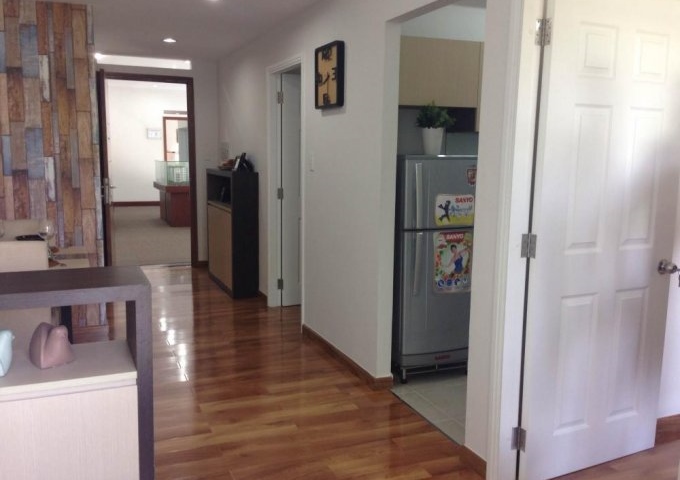 Cần bán gấp lầu 2, CC 62 Trần Hưng Đạo, P. Phạm Ngũ Lão, Q1