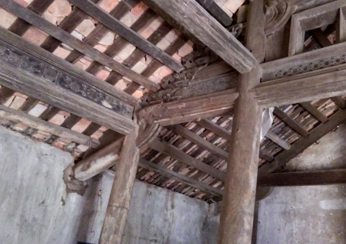 Bán ngôi nhà cổ 5 gian bằng gỗ lim