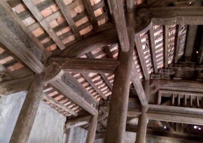 Bán ngôi nhà cổ 5 gian bằng gỗ lim