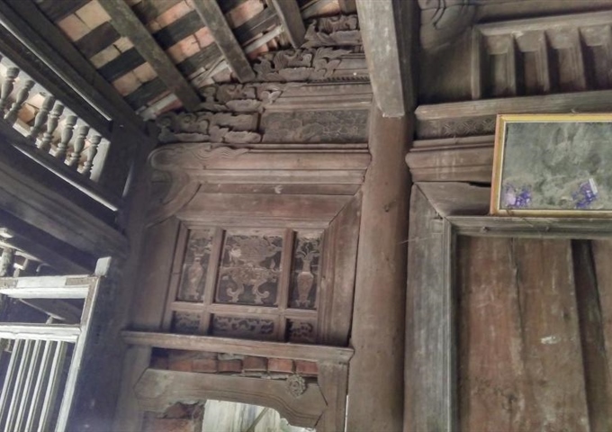 Bán ngôi nhà cổ 5 gian bằng gỗ lim