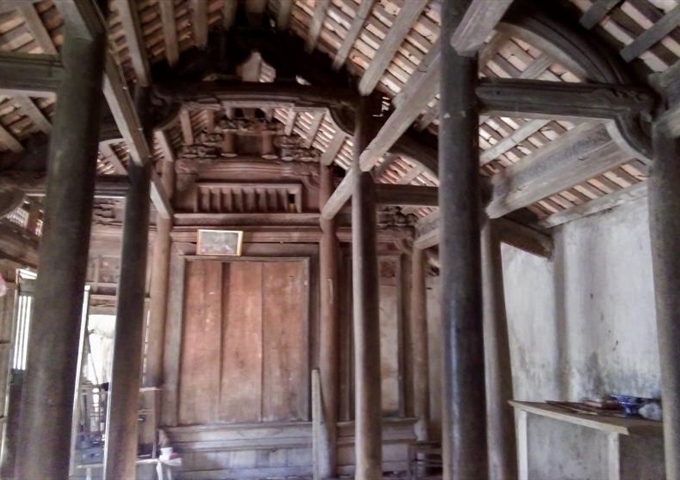 Bán ngôi nhà cổ 5 gian bằng gỗ lim