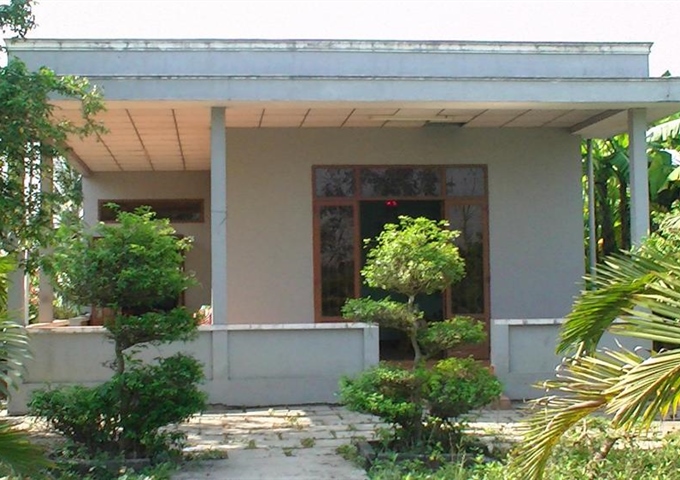 đất vườn trái cây, ao cá, có sổ hồng tại Long An,2.400m2, giá 1.2 tỷ, thích hợp nghỉ dưỡng