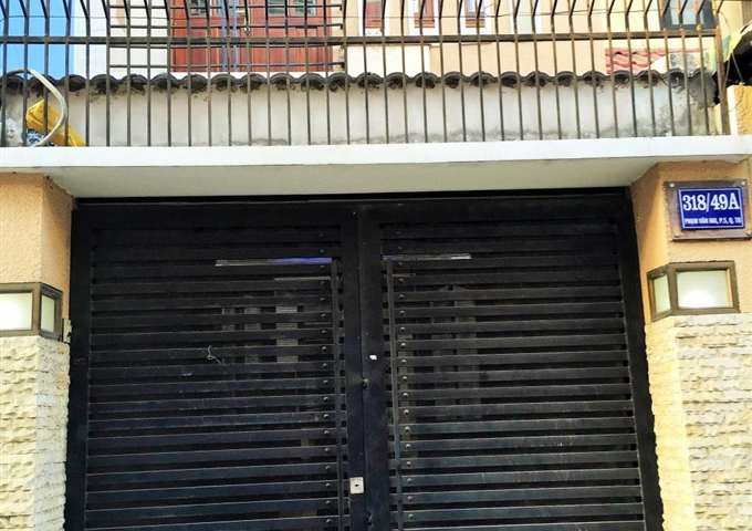 Hẻm ô tô 6m, địa chỉ: 318/49A Phạm Văn Hai, P5, Q. Tân Bình, gía: 4.95 tỷ