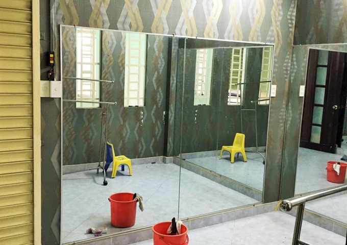 Hẻm ô tô 6m, địa chỉ: 318/49A Phạm Văn Hai, P5, Q. Tân Bình, gía: 4.95 tỷ