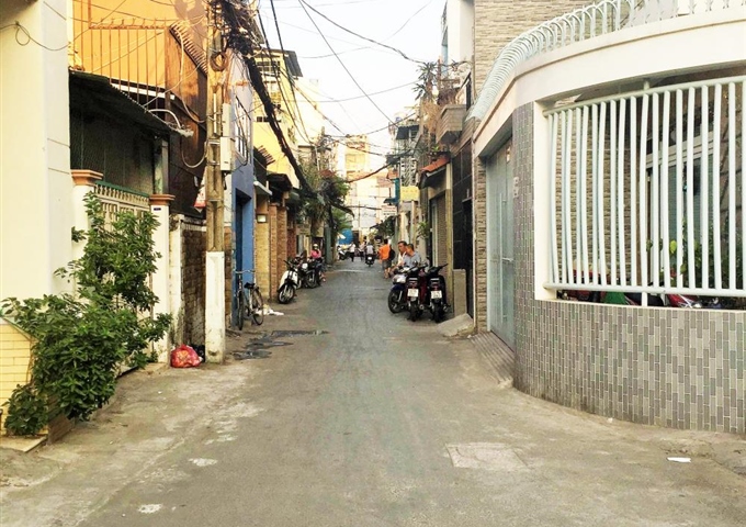 Hẻm ô tô 6m, địa chỉ: 318/49A Phạm Văn Hai, P5, Q. Tân Bình, gía: 4.95 tỷ