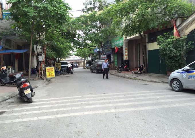 Bán nhà 88m2 ở số 10 ngõ 451/1 Nguyễn Văn Cừ, Long Biên, Hà Nội. Nhà sổ đỏ chính chủ