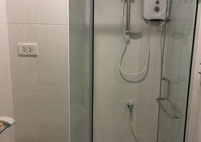 Cho thuê căn hộ tái định cư Riverside 90 Nguyễn Hữu Cảnh, P22, quận Bình Thạnh, giá 9 triệu/th