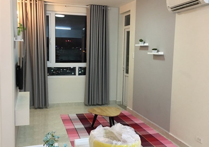 Cho thuê căn hộ tái định cư Riverside 90 Nguyễn Hữu Cảnh, P22, quận Bình Thạnh, giá 9 triệu/th