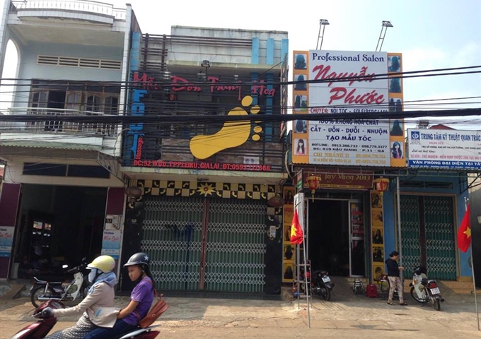 Bán gấp nhà MT 52 Wừu, Tp. Plei Ku, Gia Lai, 5,5x26, 1T 1L, 1 lửng, HGĐB. Giá 4,7 tỷ (TL)