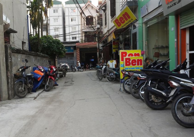 Bán đất xóm 4A Đông Ngạc, nay là ngõ 81/14 phường Đông Ngạc, 41m2, giá 1,35 tỷ. LH: 0983.058.130