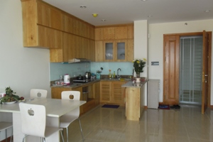 Chính chủ cho thuê căn hộ đường Võ Chí Công, đã có điều hòa, nóng lạnh, tủ bếp, LH 0968720491