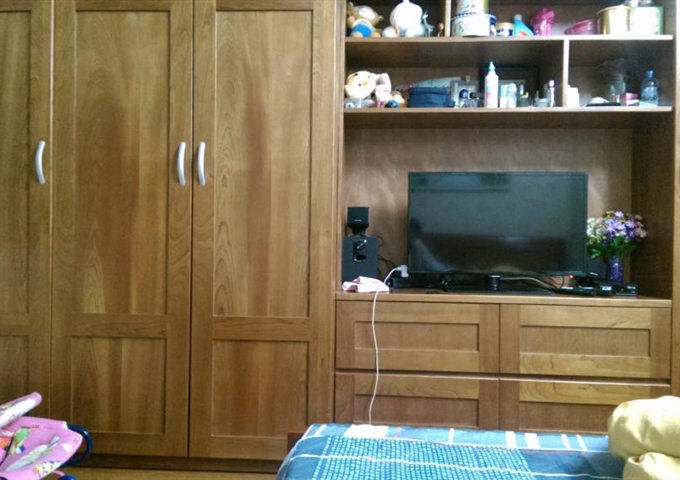 Bán căn hộ tập thể Bộ Thương Mại, ngõ 230 Lạc Trung