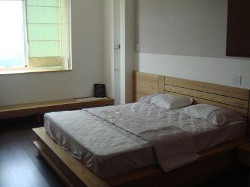 Căn hộ 328 Võ Văn Kiệt, P. Cô Giang, Q1. Thuộc dự án Central Garden. Liên hệ: Ngọc: 0912.557.890