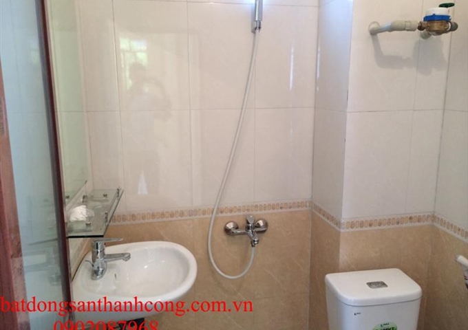 Cho thuê căn hộ chung cư mini phố Minh Khai gần trung tâm thương mại chợ Mơ