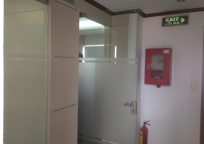 Tòa nhà mặt tiền 262A Nam Kỳ Khởi Nghĩa, quận 3. A. Minh 090.308.1134