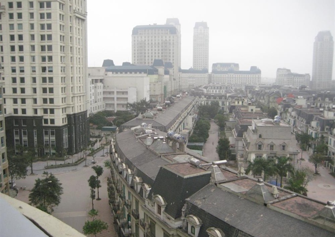 Chính chủ cần bán căn vòm penthouse 176m2, sửa chữa đẹp, kèm nội thất, CT4 Mỹ Đình Sudico. Miễn TG