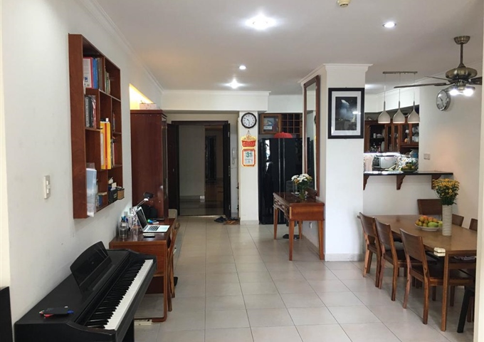 bán căn hộ 3 phòng ngủ (122m2)