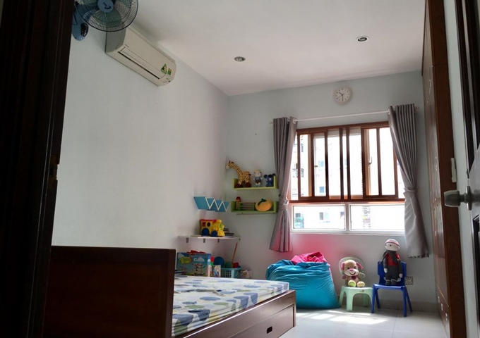 bán căn hộ 3 phòng ngủ (122m2)