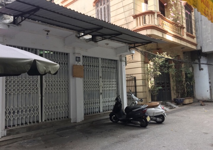 Hà Nội bán nhà chính chủ mặt ngõ số 8 phố Lý Nam Đế, 87m2, ô tô đỗ cửa