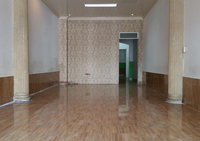 Cho thuê nhà 113 Nguyễn Thái Bình, Quận 1. DT: 356m2. 5 tầng. Giá 60tr/tháng. LH: 0909896883