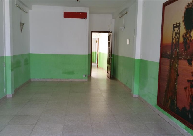 Cho thuê nhà 113 Nguyễn Thái Bình, Quận 1. DT: 356m2. 5 tầng. Giá 60tr/tháng. LH: 0909896883