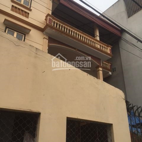 Bán gấp căn nhà ngõ 90 Gia Quất - Long Biên, giá rẻ