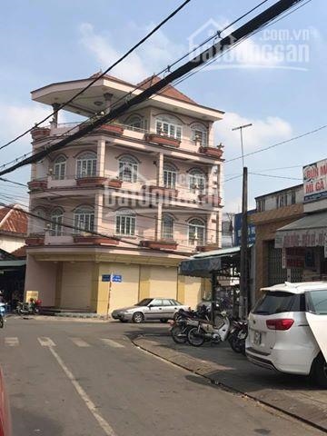 Nhà 1 trệt 3 lầu ngay góc đường Nguyễn Trãi và Lê Văn Tám (cách CMT8 50 met, gần Chùa Bà), TDM