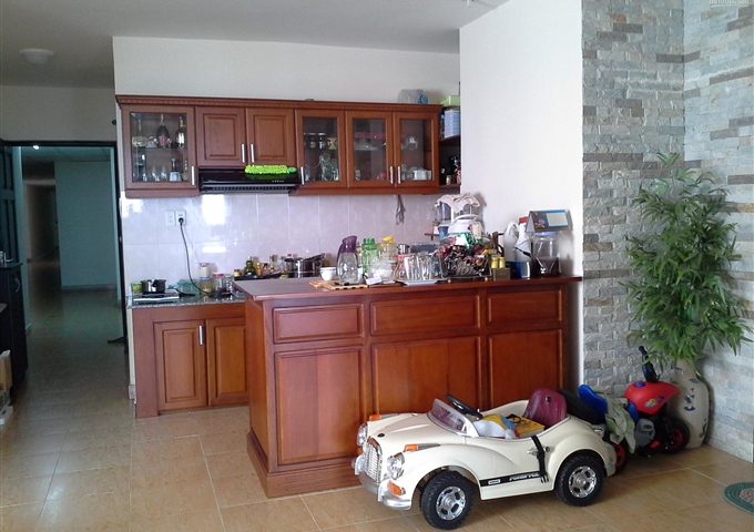 Bán căn hộ Seaview 2 tầng 18 - khu Chí Linh, Vũng Tàu