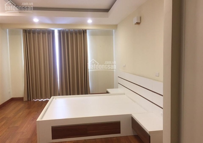 Cho thuê căn hộ chung cư D2 Giảng Võ – Ba Đình, 200m2, 4PN, 24.5 triệu/tháng